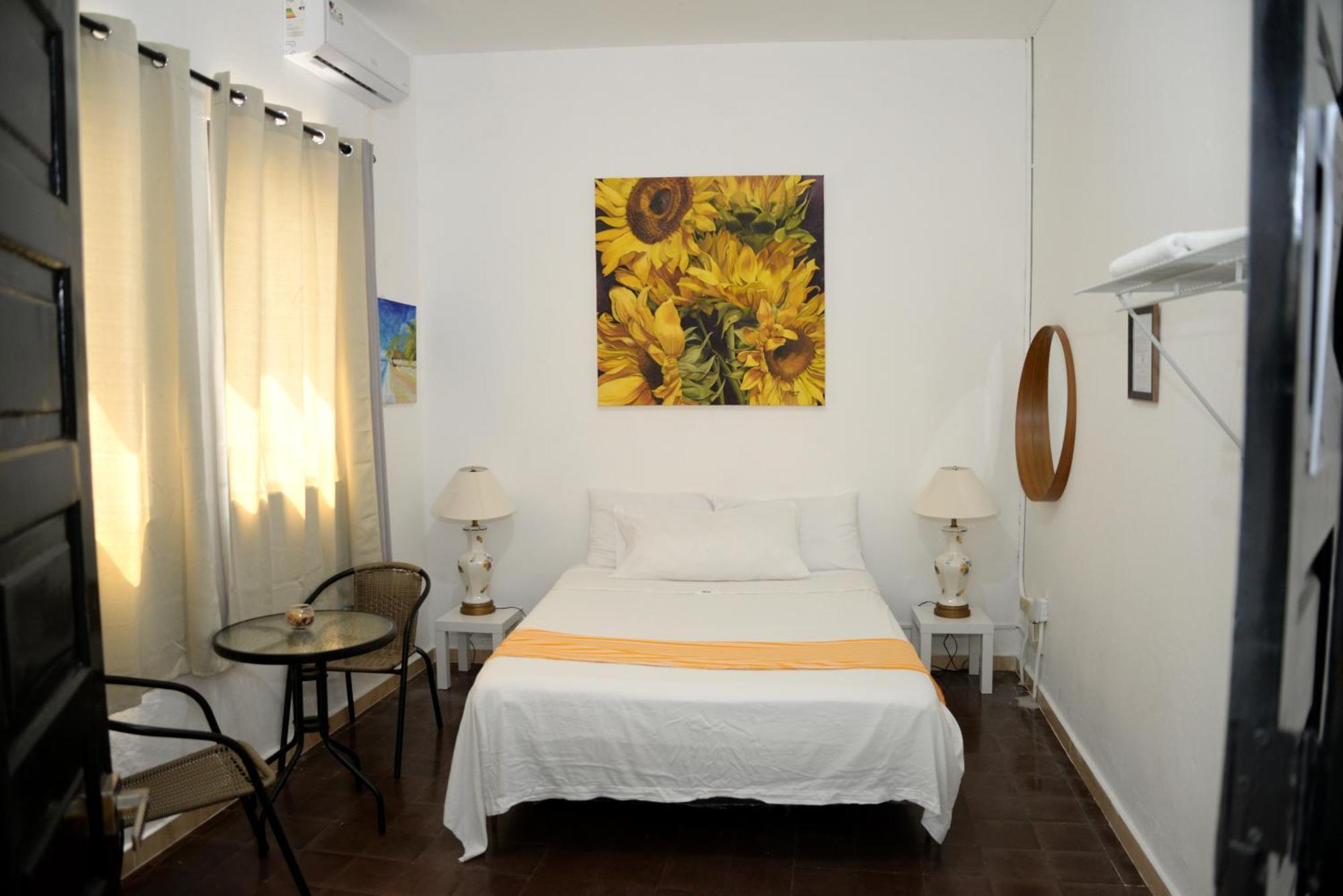 Hostal Mi Rincon Santo Domingo Exterior photo